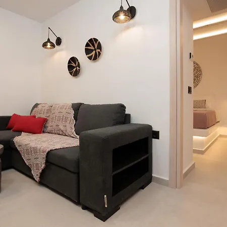 Silvina Loft, Naxos * Kastraki (Trikala)